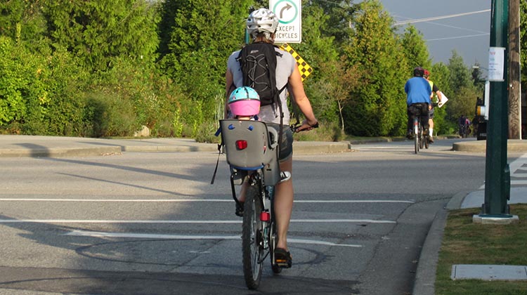 7 of the Best and Safest Baby and Child Bike Seats, with Reviews and Videos - 2019. Rear -mounted child bike seats keep your child snugly tucked just behind you